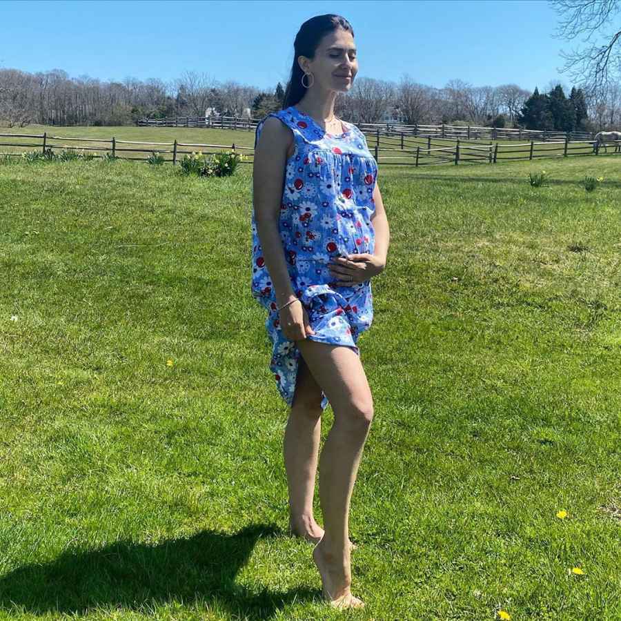 Soaking Up the Sun Hilaria Baldwin Shows Baby Bump Ahead of 5th Child