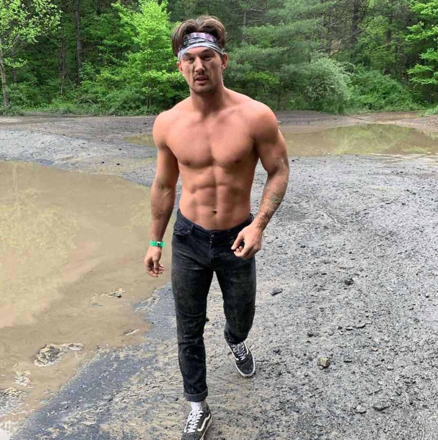 Tyler Cameron Shares Shirtless Pics as He Posts About 'Finding My Own Way'