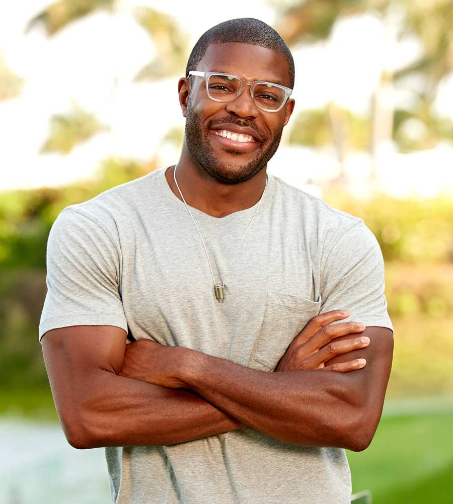 Diggy Moreland Bob D'Amico sign petitions for black bachelor