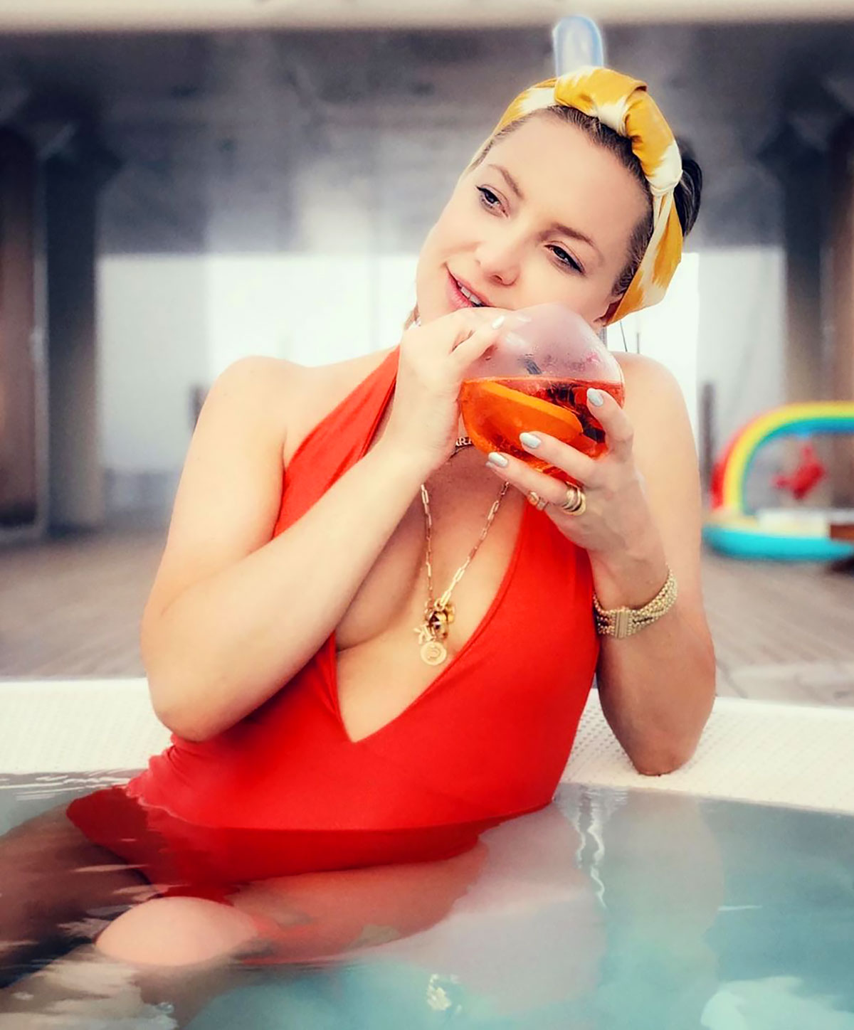 Kate Hudson's Hottest Bikini Snaps of All Time