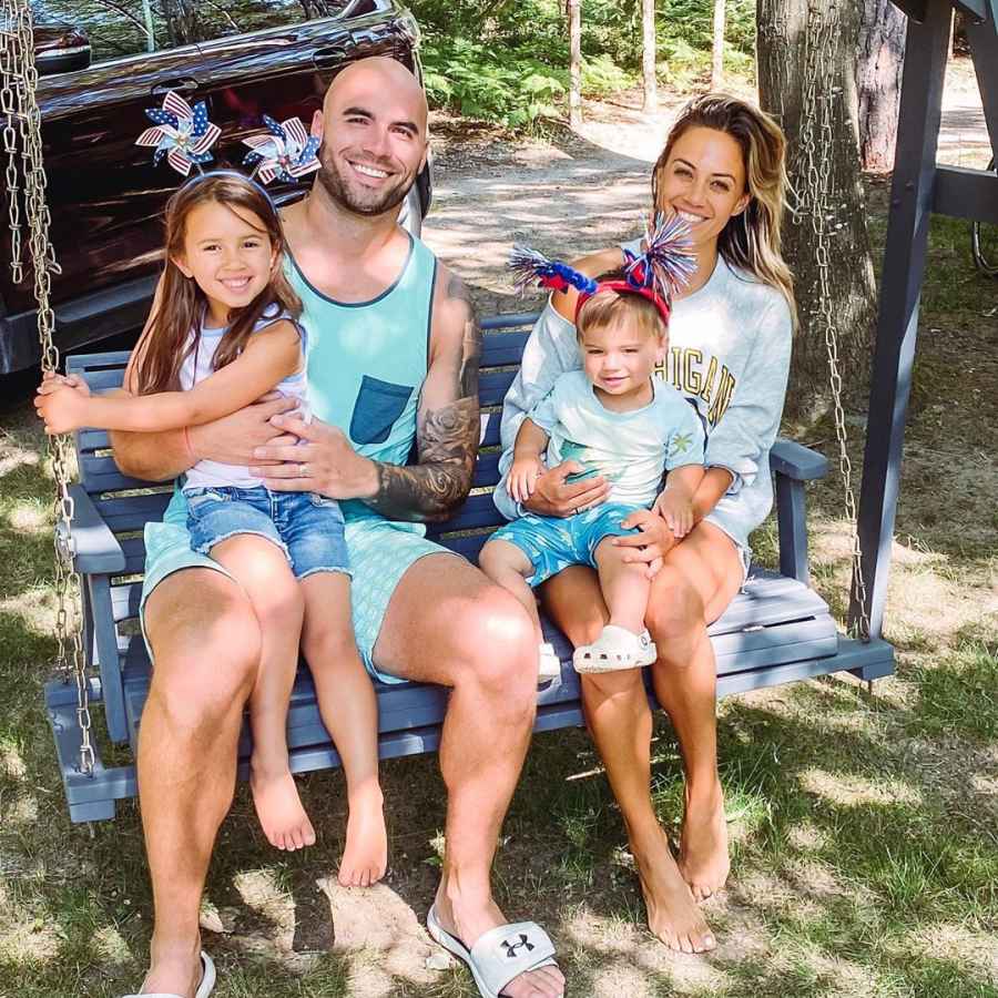 Jana Kramer More Stars Celebrated the 4th of July