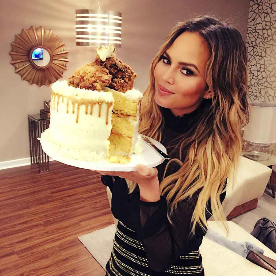 Celebrities Eating Cake: See Sofia Vergara, Eva Mendes and More Chowing Down