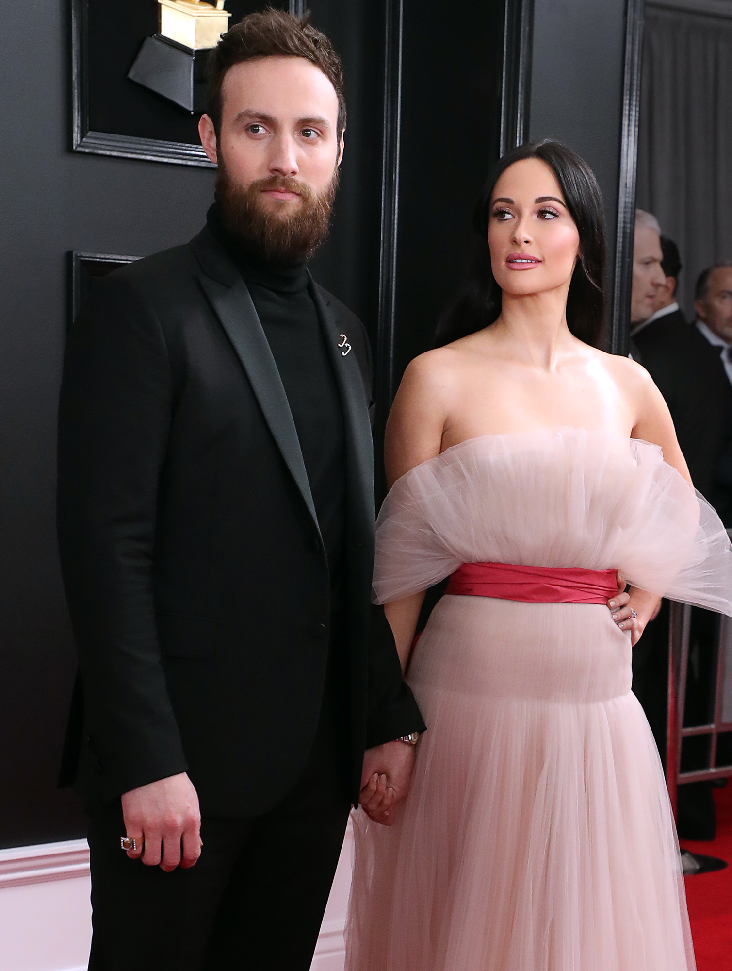 Kacey Musgraves Shares Crying Photo First Instagram Since Split