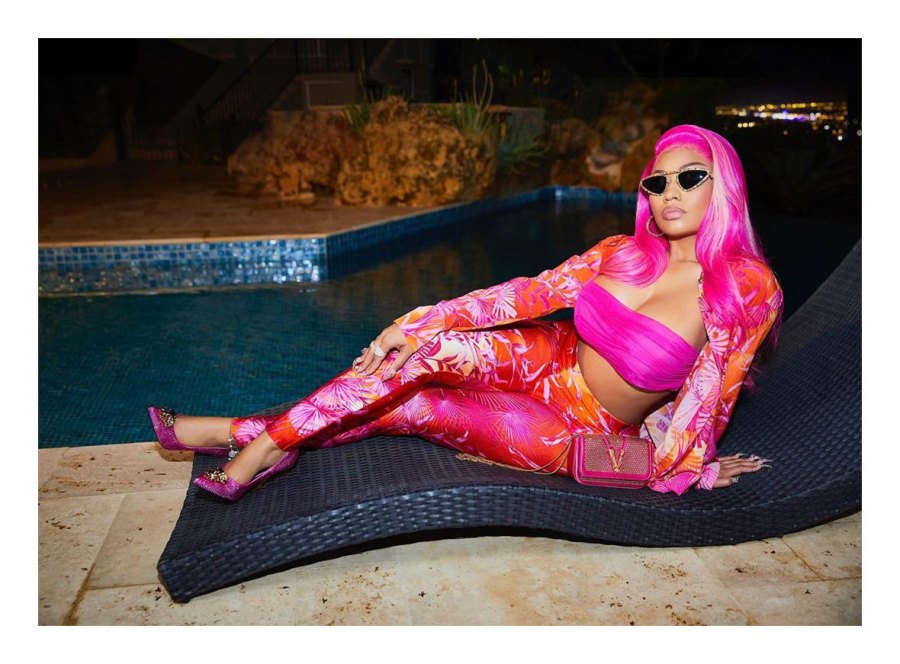 Pregnant Nicki Minaj Little Baby Bump Instagram