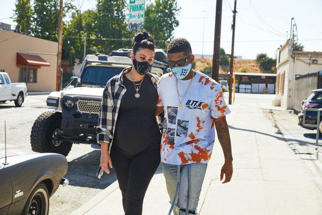 Usher Raymond Is Expecting 1st Child With Pregnant Girlfriend Jenn Goicoechea, His 3rd
