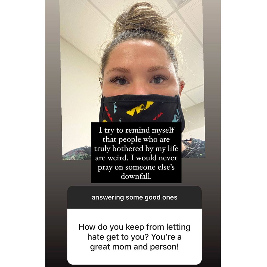 How Kailyn Lowry Handles Weird Social Media Haters