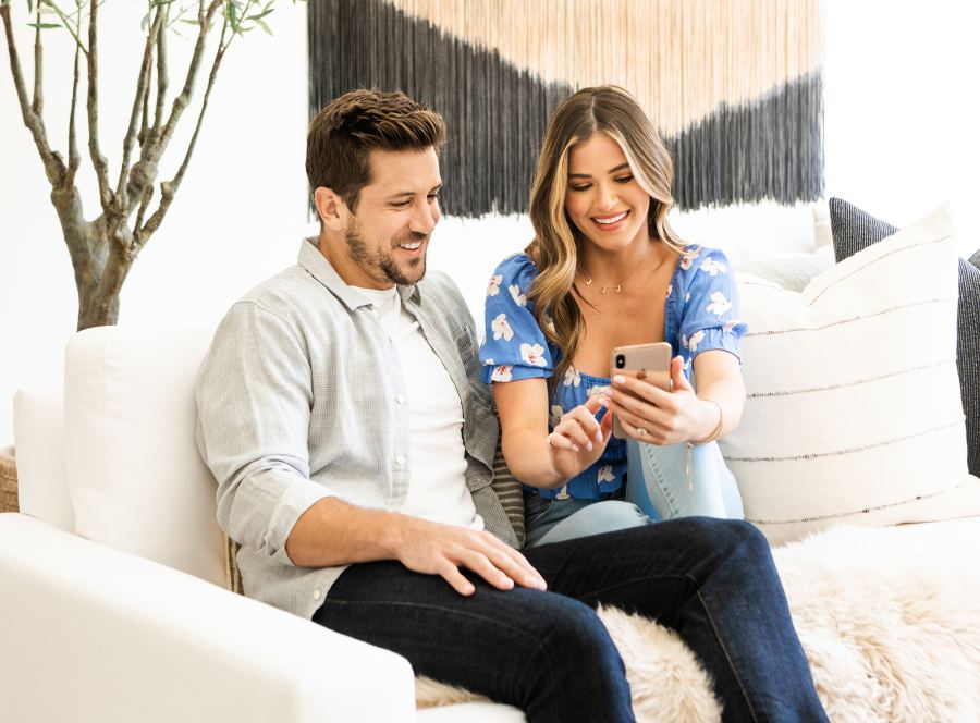 JoJo Fletcher Jordan Rodgers to Wed a Year After Postponement 2