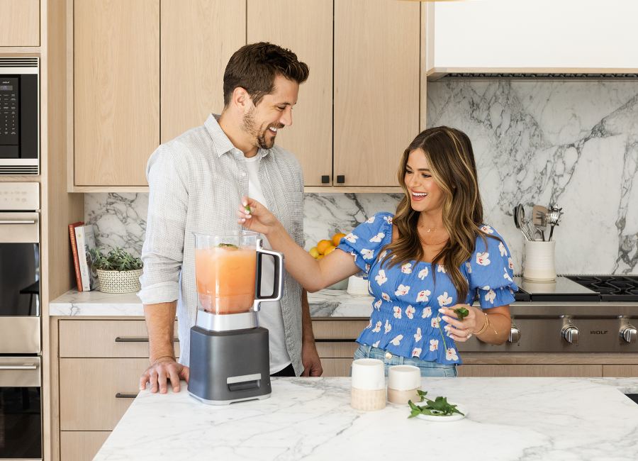 JoJo Fletcher Jordan Rodgers to Wed a Year After Postponement 2