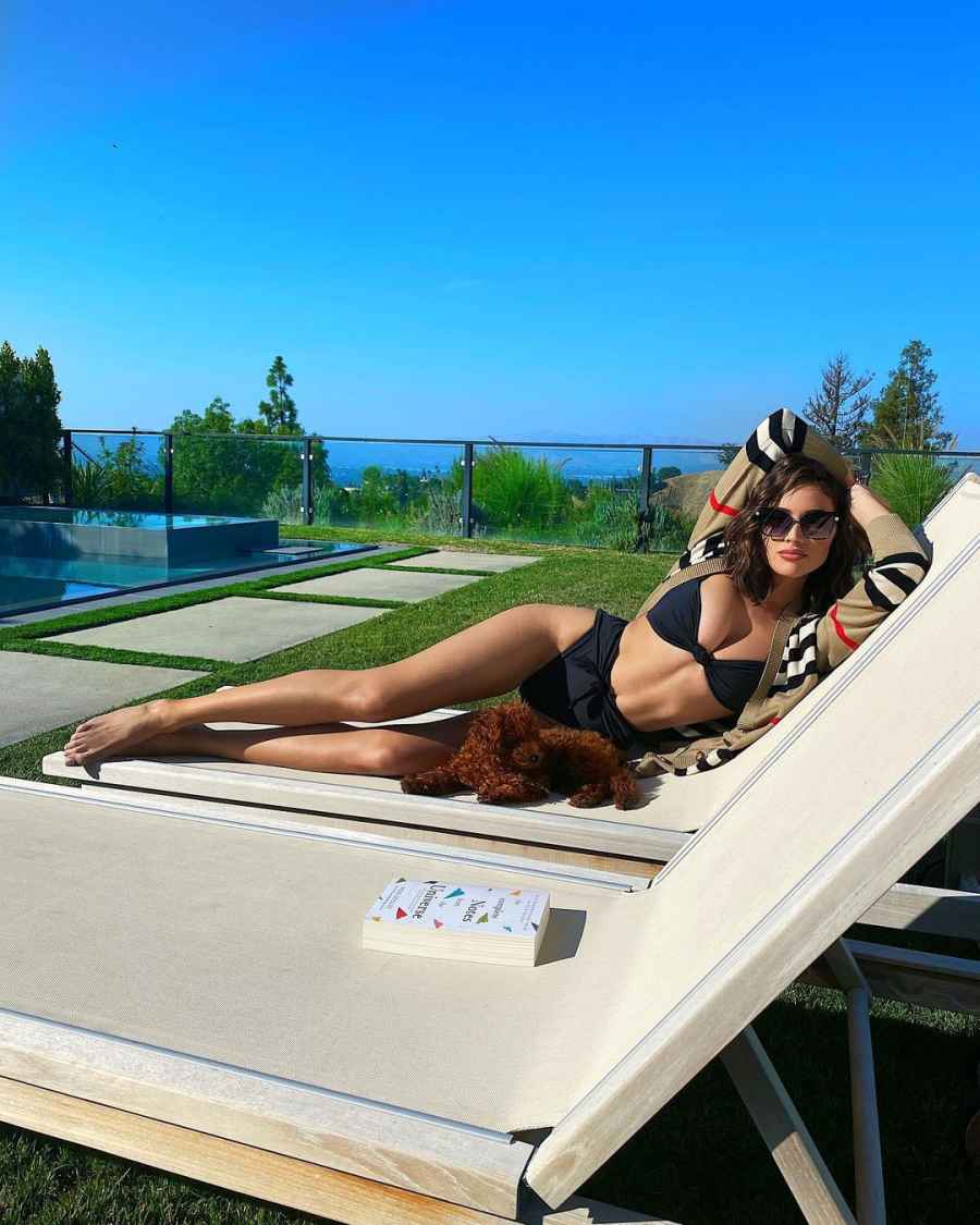 Olivia Culpo Hottest Bikini Pics