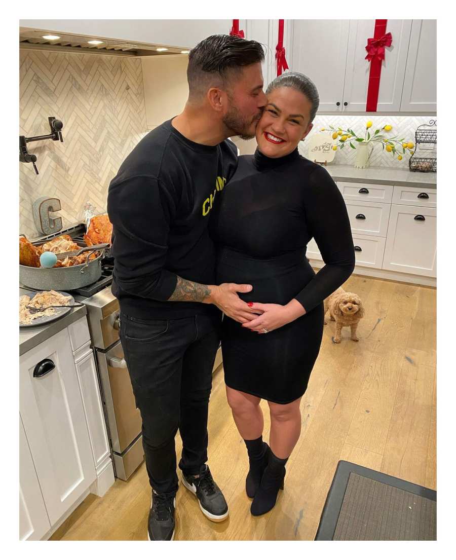 Jax Taylor Kisses Pregnant Wife Brittany Cartwright