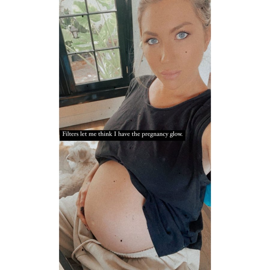 Pregnant-Stassi-Schroeder-Pregnancy-Glow