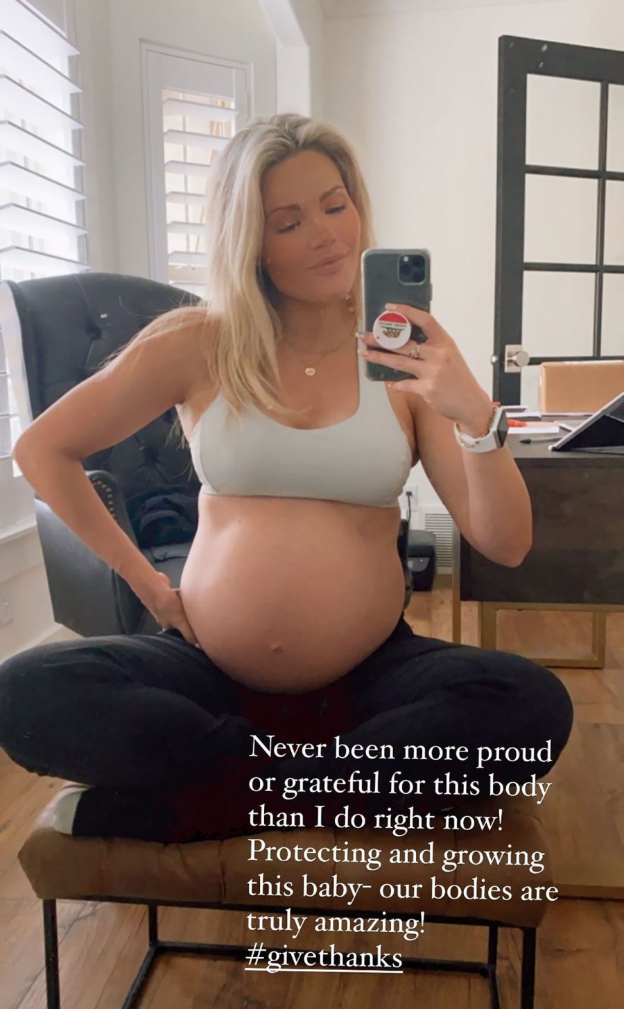 Pregnant Witney Carson Celebrates ‘Truly Amazing’ Body Ahead of 1st Child