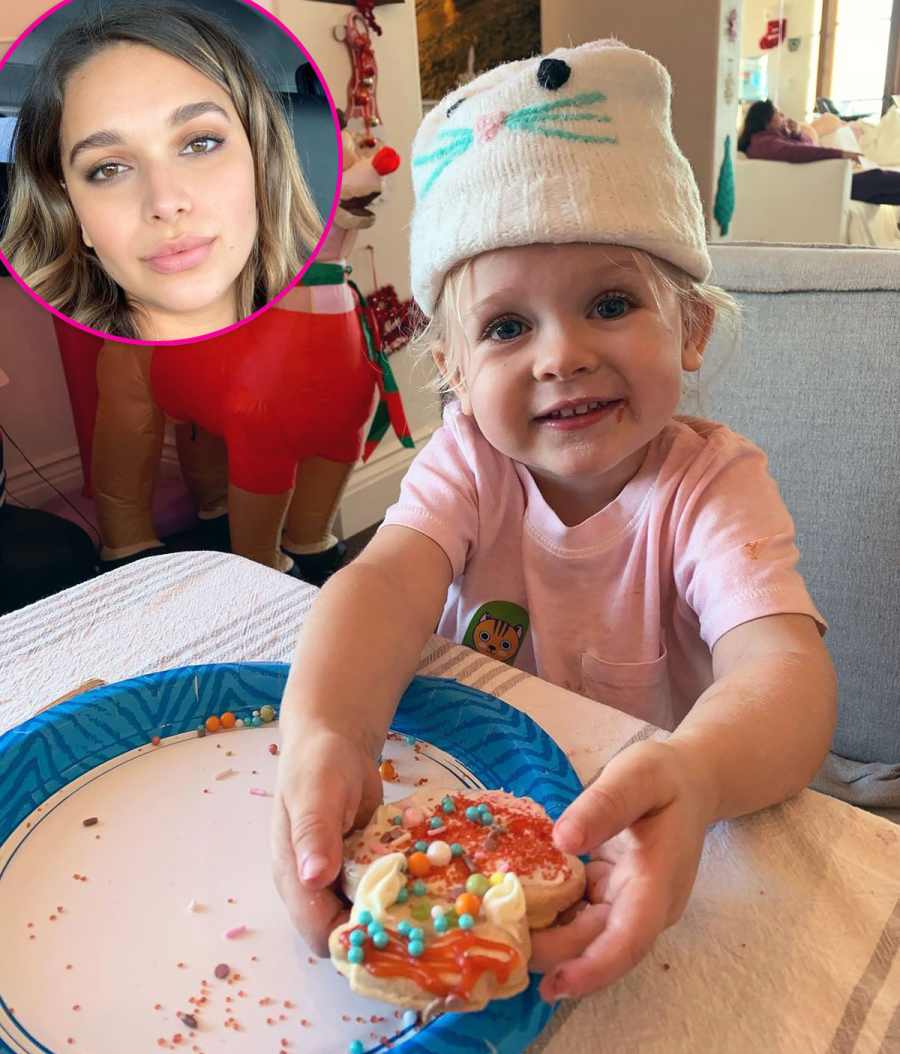 Celebrity Parents Making Holiday Desserts With Their Kids: Cookies, Gingerbread Houses and More