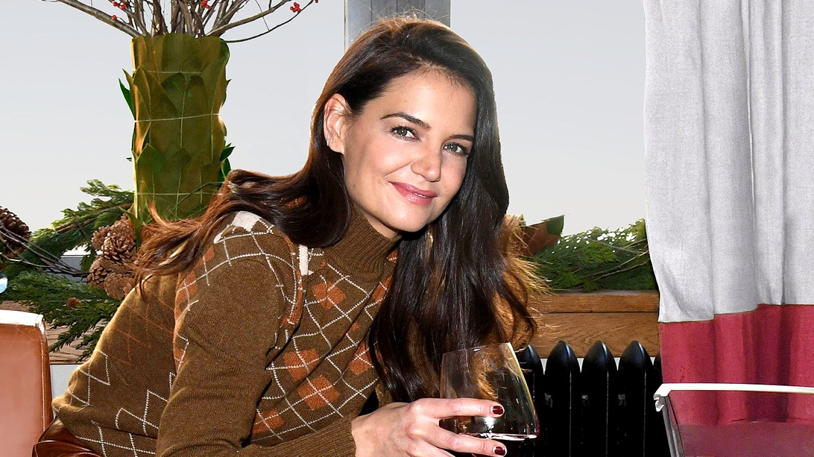 katie-holmes