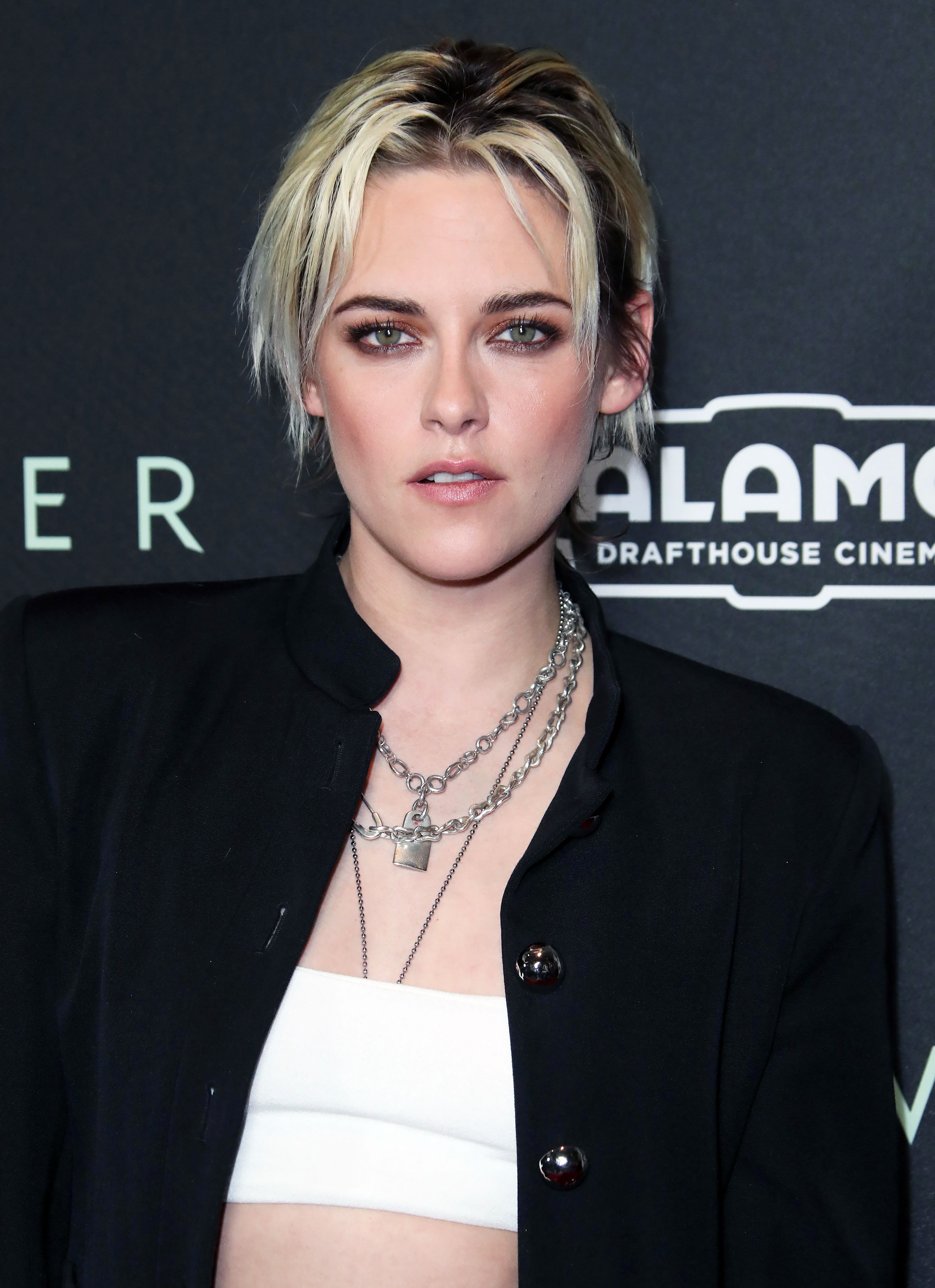 Kristen Stewart Transforms Into Princess Diana for 'Spencer': See First Photo