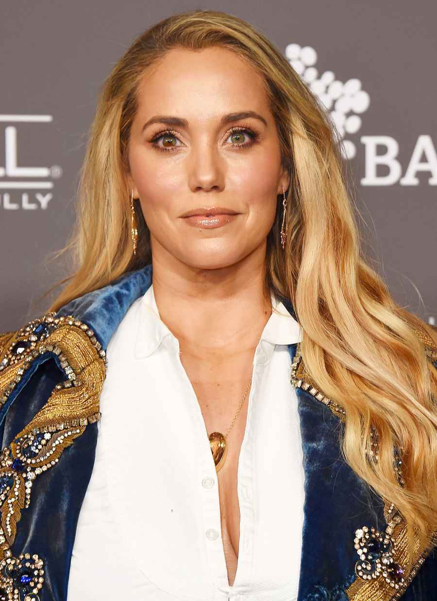 Elizabeth Berkley Sends Love Dustin Diamond After Cancer Diagnosis