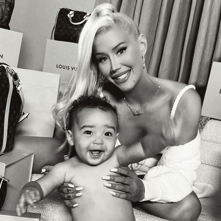 4 Happy Holidays Iggy Azalea and Playboi Carti’s Son Onyx’s Baby Album