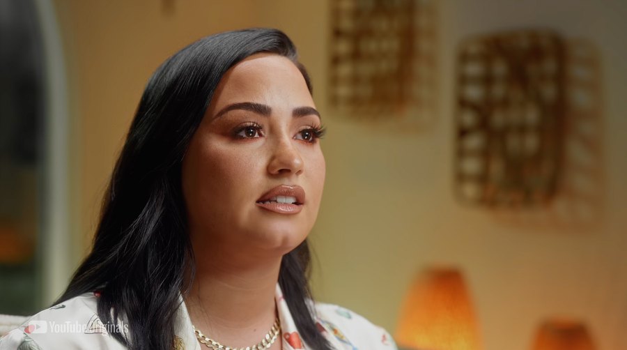 8 Legally Blind Demi Lovato revelations