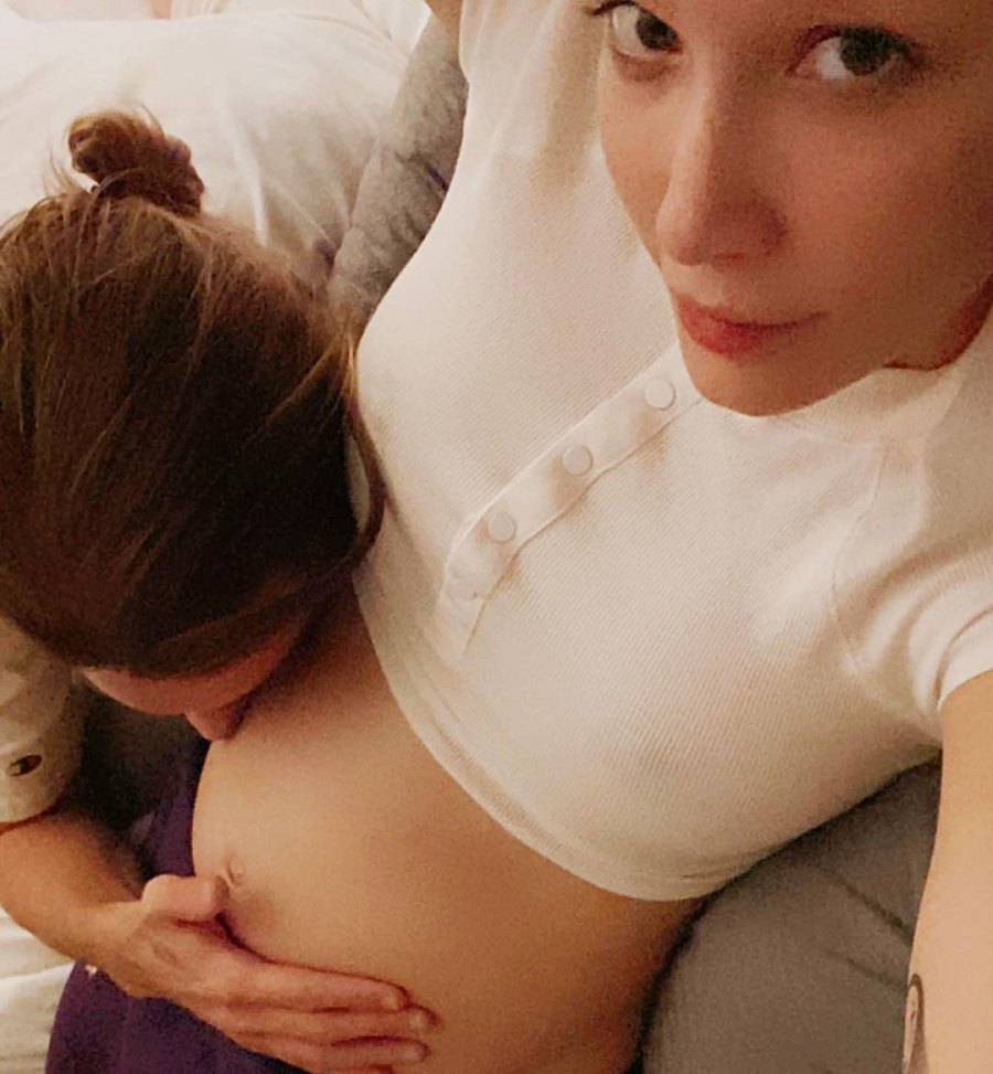 Halseys Boyfriend Kisses Their Bare Baby Bump