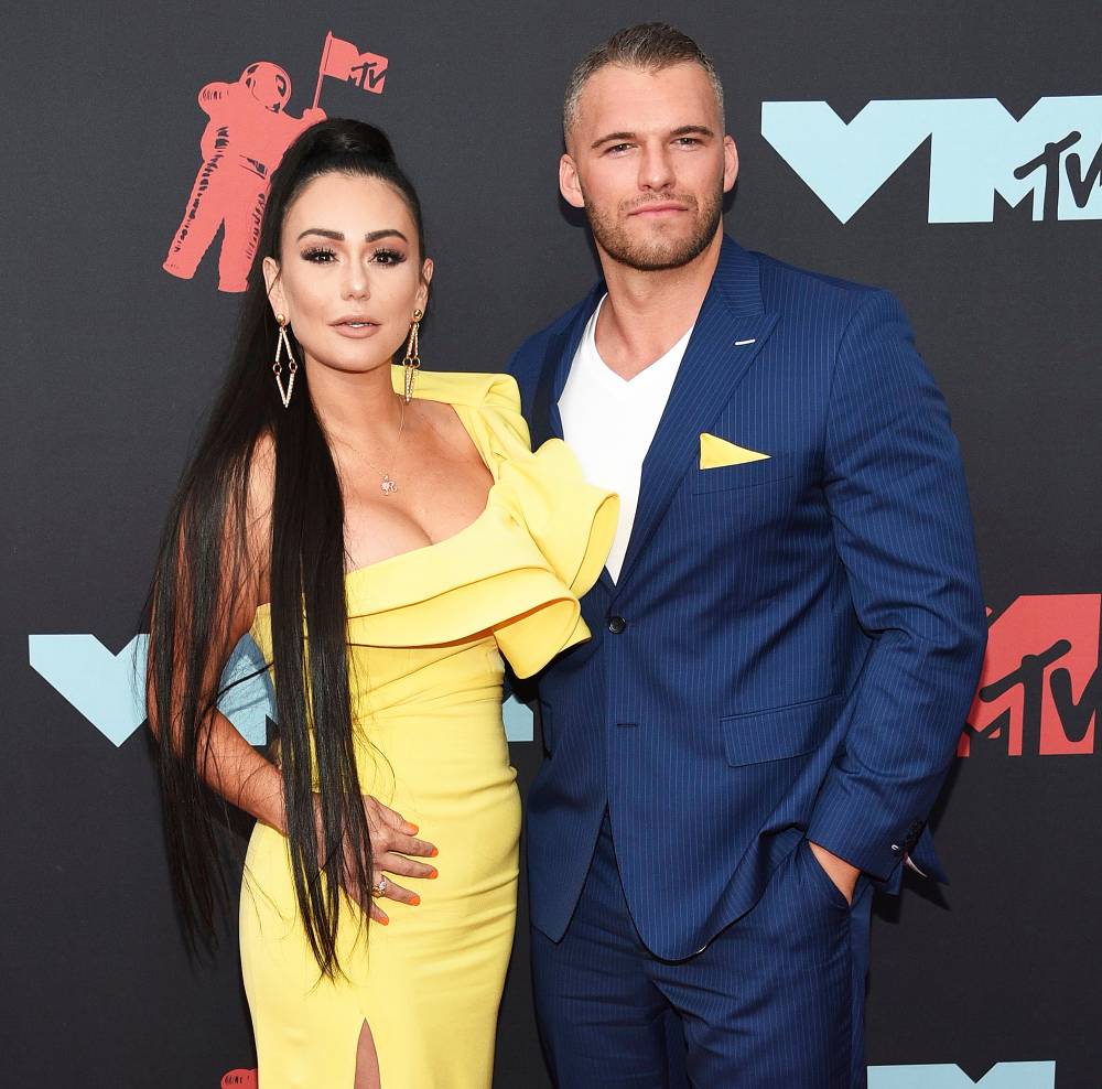 Jenni JWoww Farley Is Engaged to Zack Carpinello 1