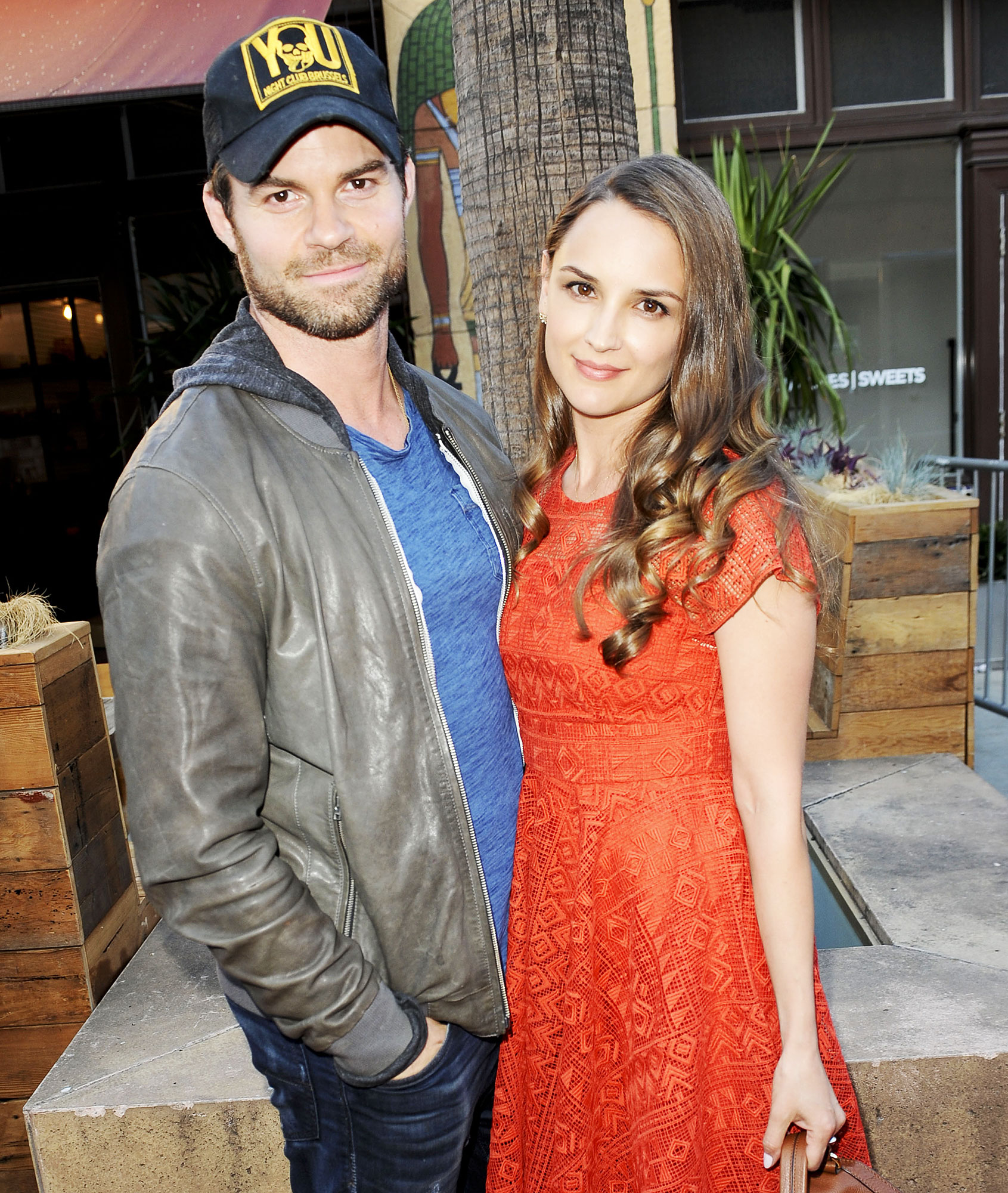 Rachael Leigh Cook and Daniel Gillies Finalize Their Divorce