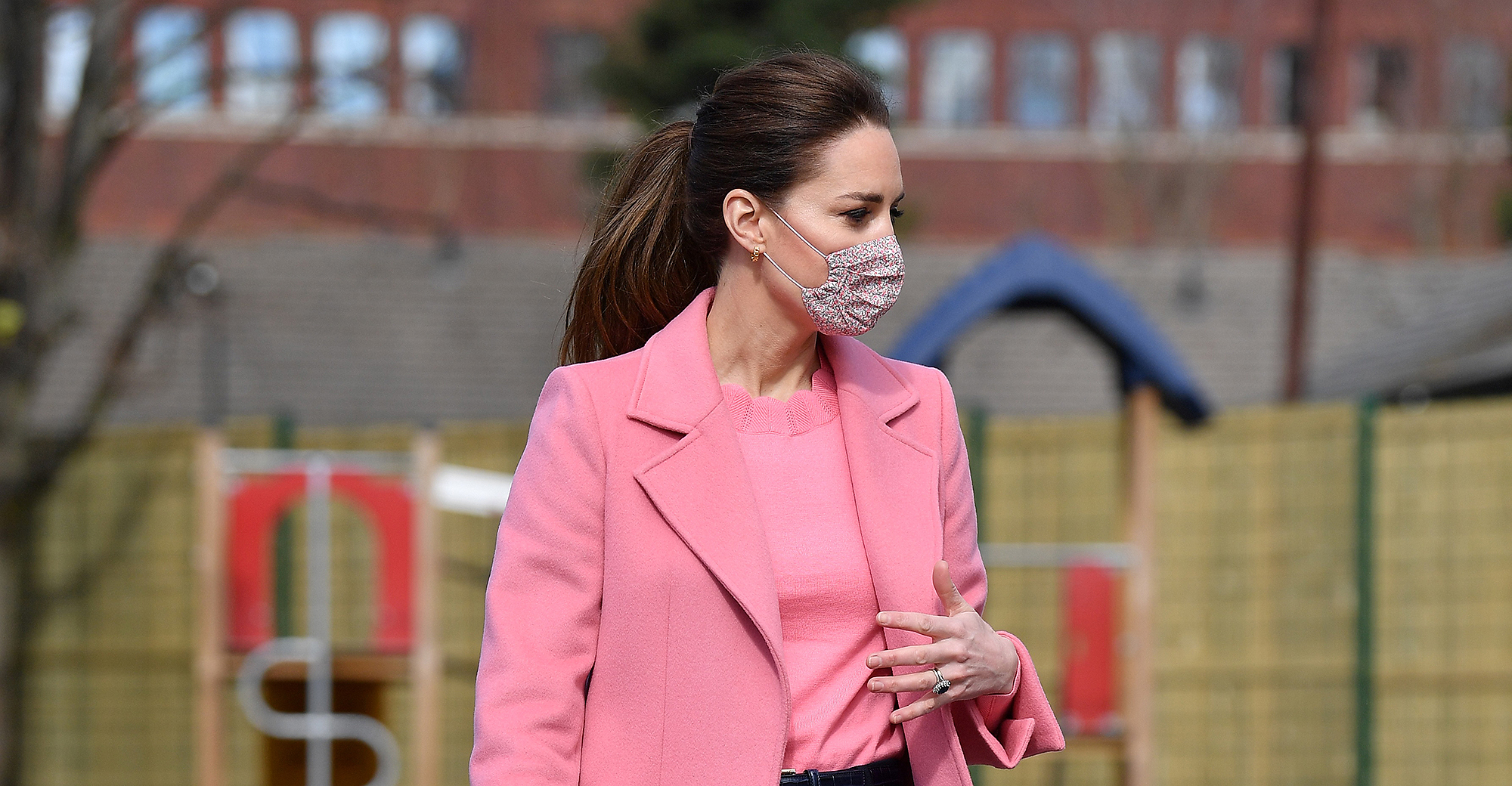 duchess-kate-middleton-pink