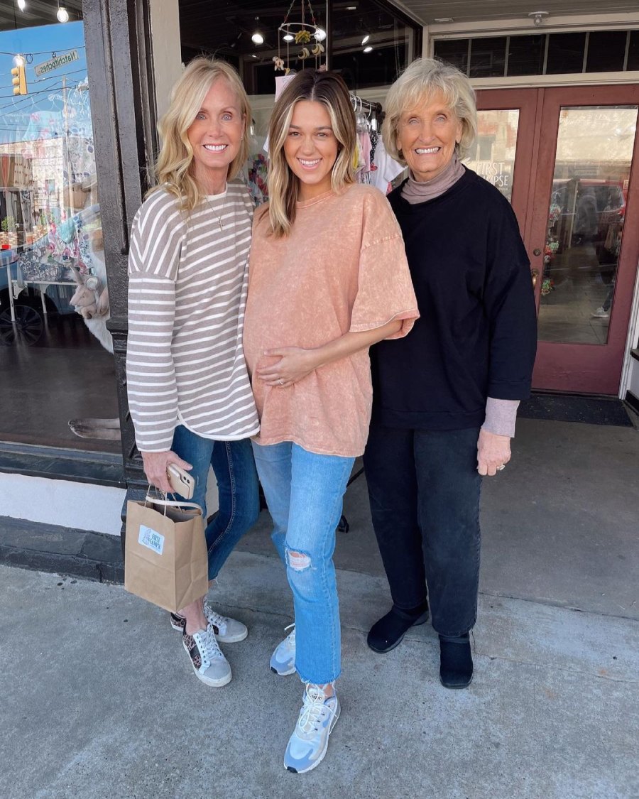 Family Affair! Sadie Robertson and More Celebrities' 3-Generational Photos