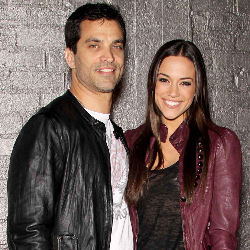 Jana Kramer Annoyed By Ex Johnathon Schaech Posting Their Wedding Pic