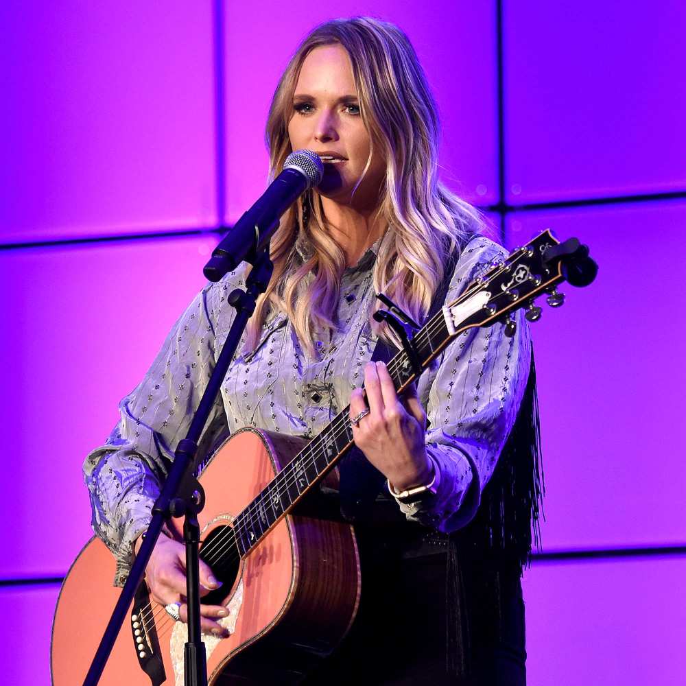 Miranda Lambert Breaks Down While Performing The House That Built Me