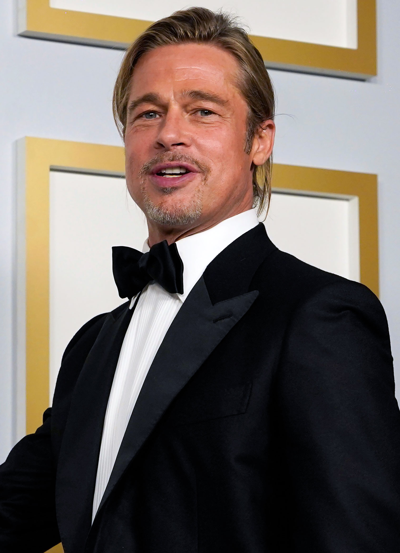 Twitter Is Freaking Out Over Brad Pitts Man Bun at the Oscars