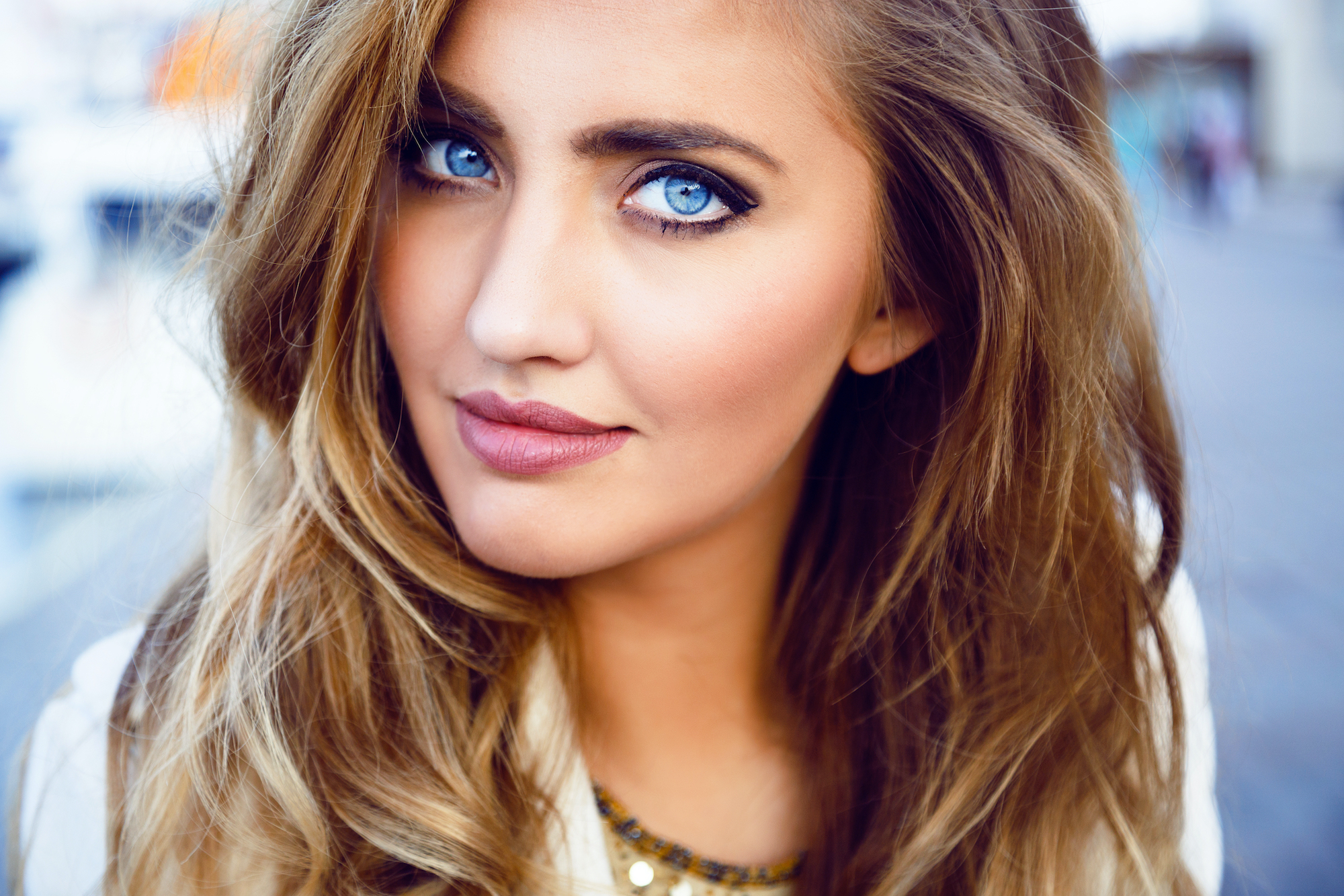 Bright-Eyes-Stock-Photo