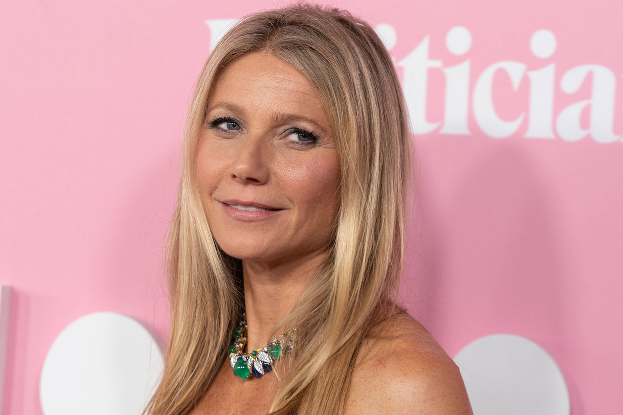 Gwyneth-Non-White-Residue-Mineral-Tinted-Sunscreen-001