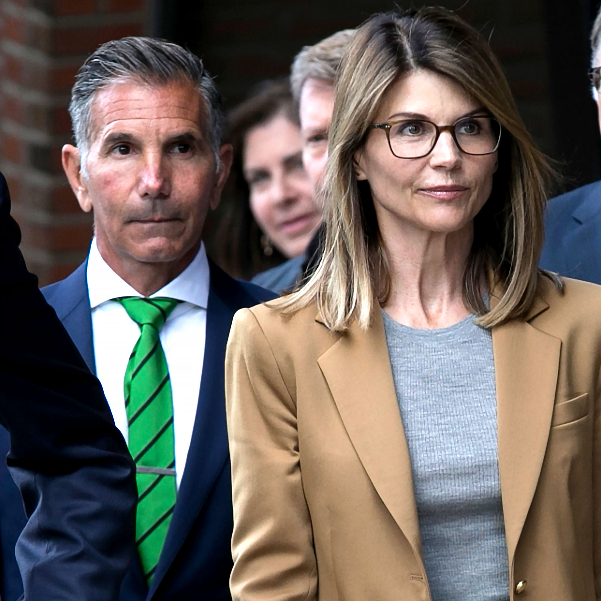 Inside Lori Loughlin Mossimo Giannullis Marriage Post Prison