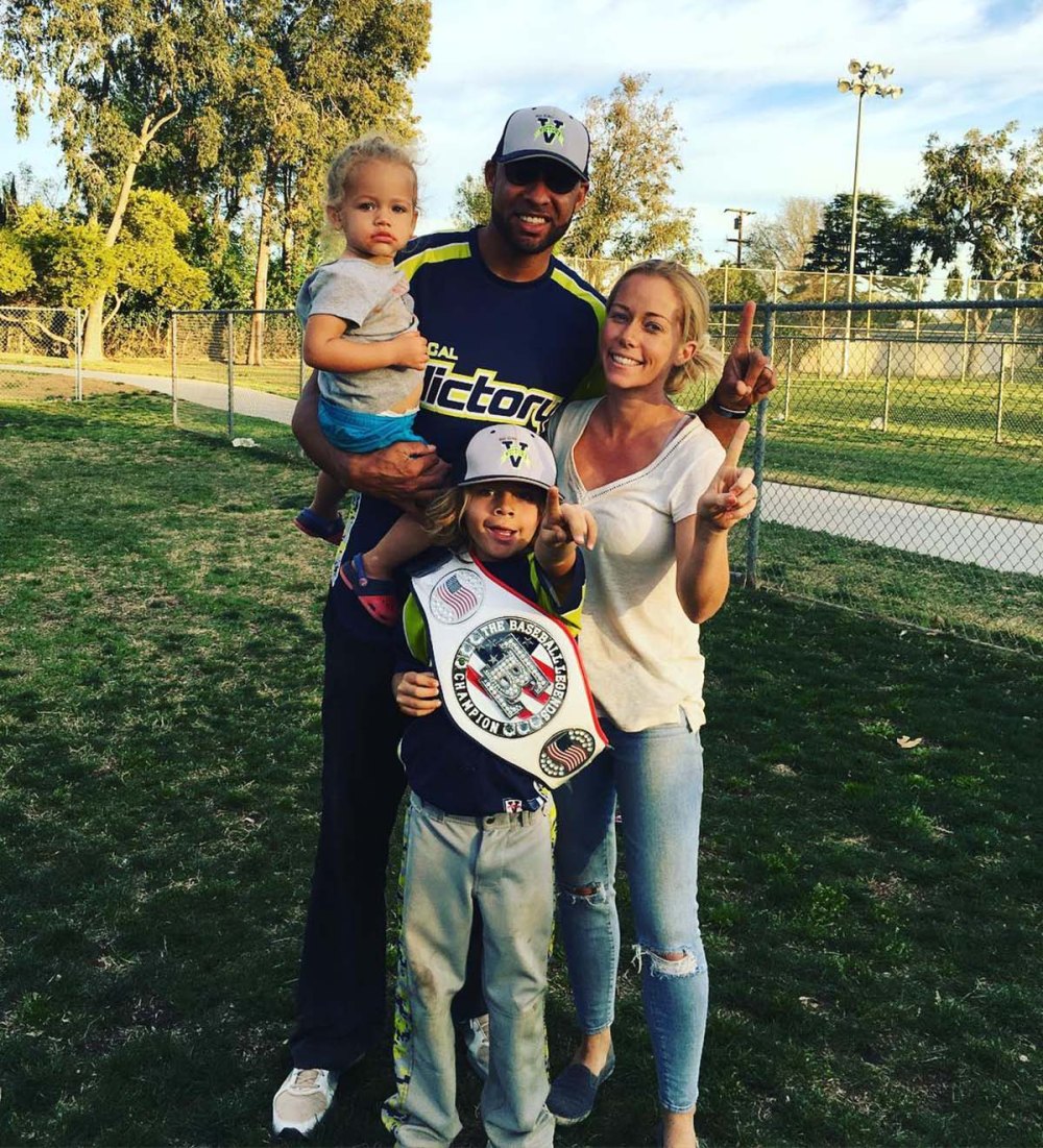 Kendra Wilkinson Ex Hank Basketts Photos With Their 2 Kids Family Album