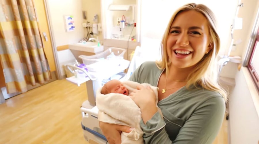 Lauren Burnham and Arie Luyendyk Jr Share 1st Photos of Newborn Twins Vlog 07