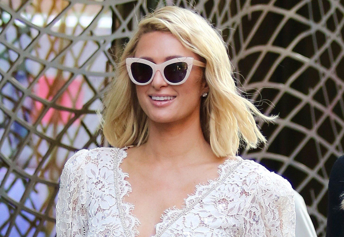 Paris-Hilton-Dress-Look-002