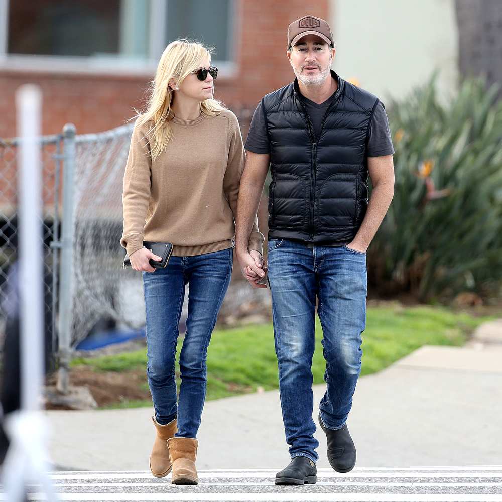 Anna Faris Reveals She Secretly Married Michael Barrett