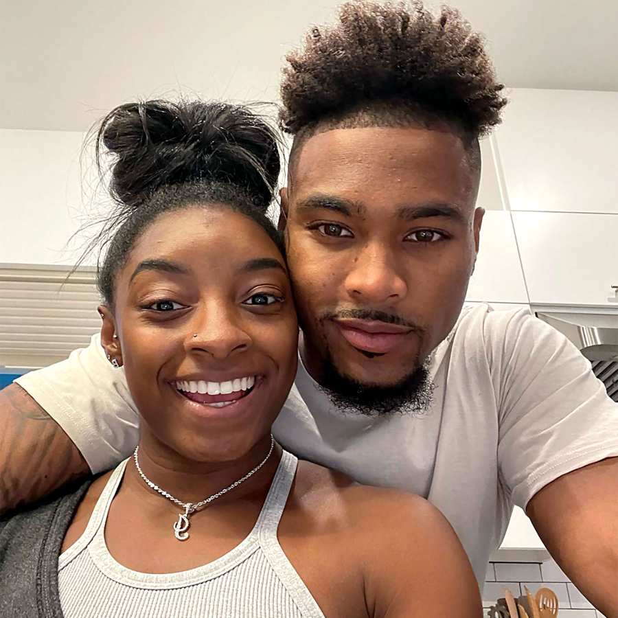 August 2020 Starts Dating Jonathan Owens Simone Biles Through the Years