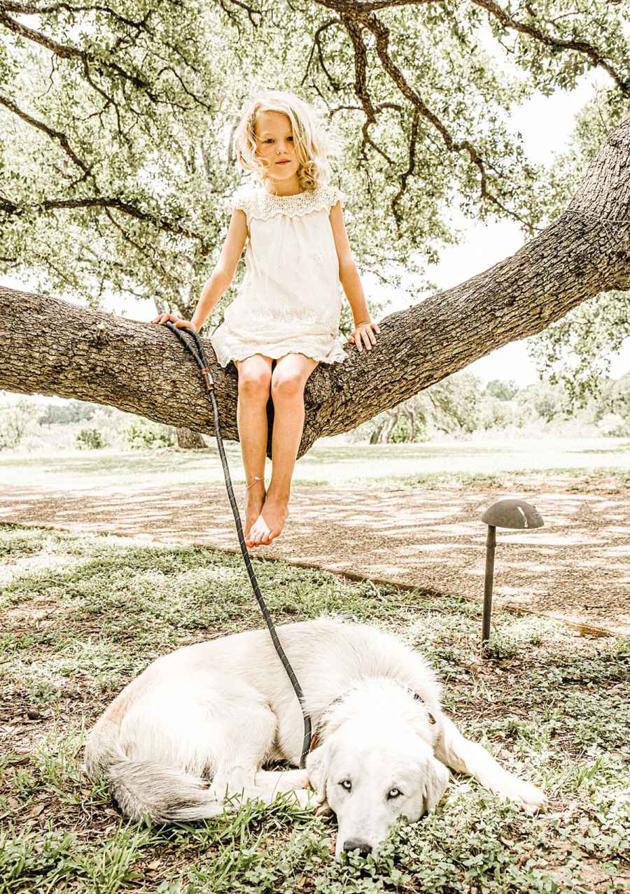 James Van Der Beek Wife Kimberly Take Family Photos Texas Home With 5 Kids