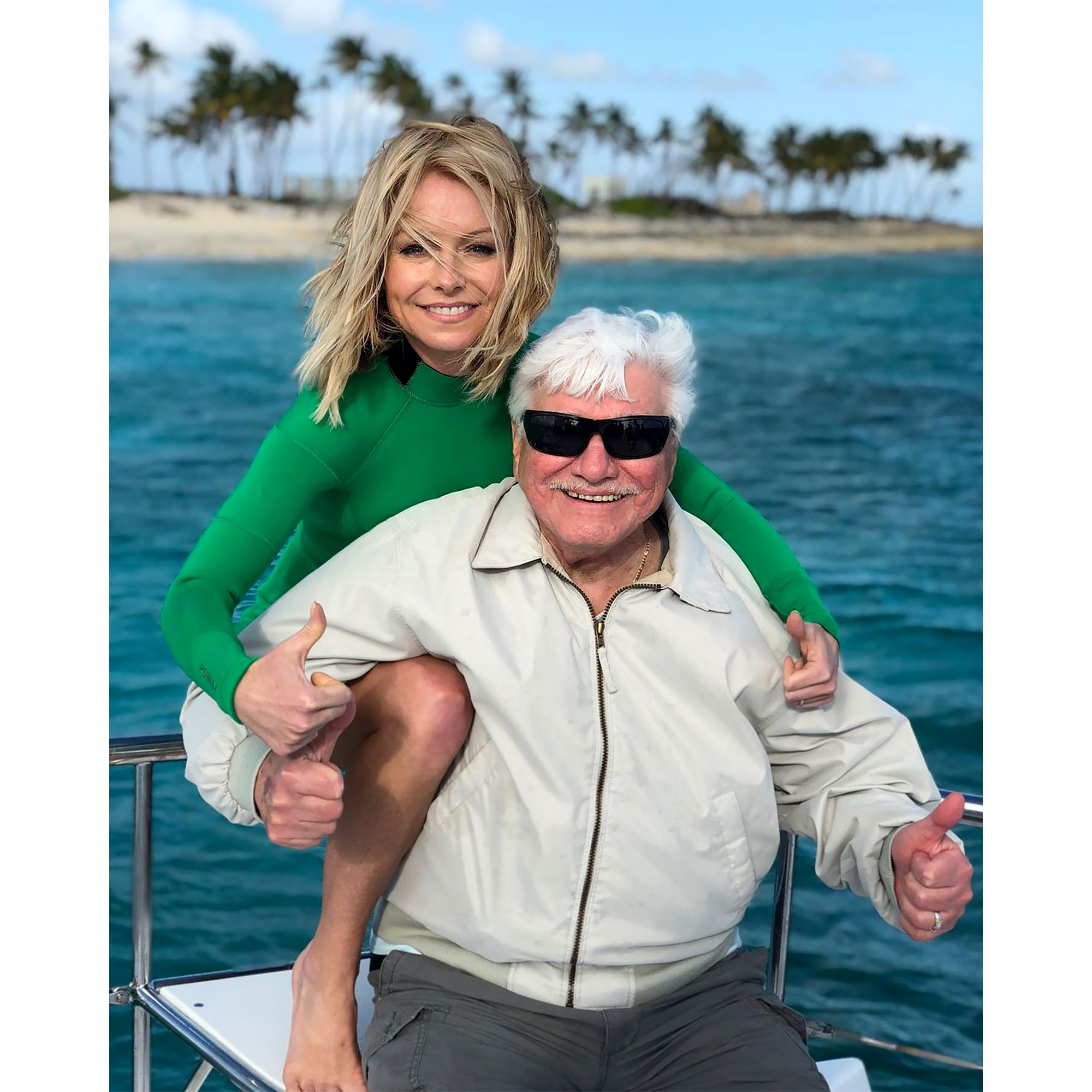 'Weirdos'! Kelly Ripa Claps Back Over Jokes About Her 'Missing' Foot