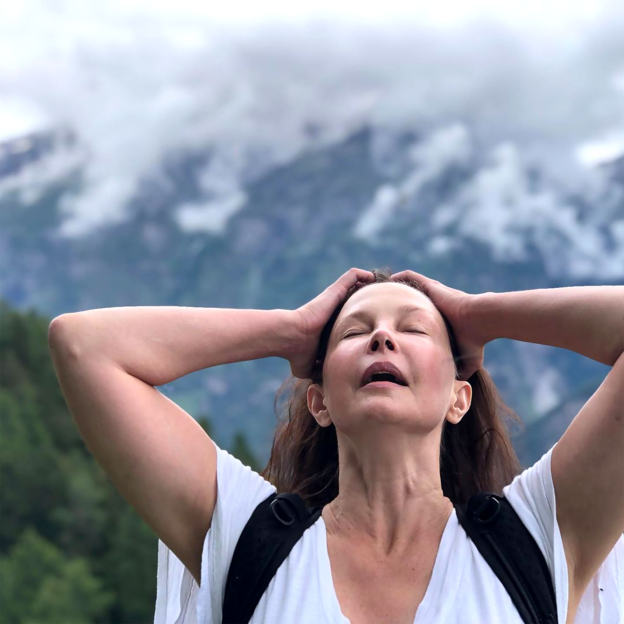 Ashley Judd Is Walking Again 6 Months After Shattering Leg