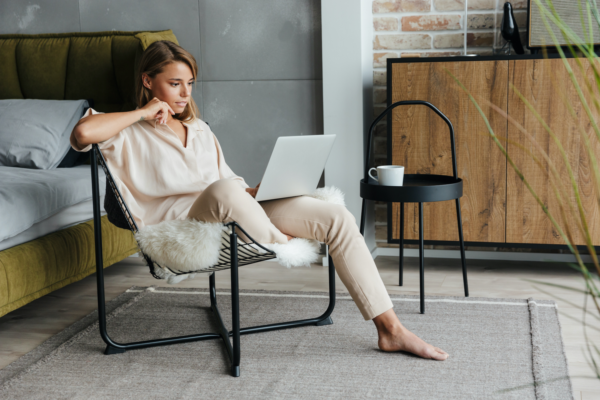 Lounge-Sets-For-Zoom-Calls