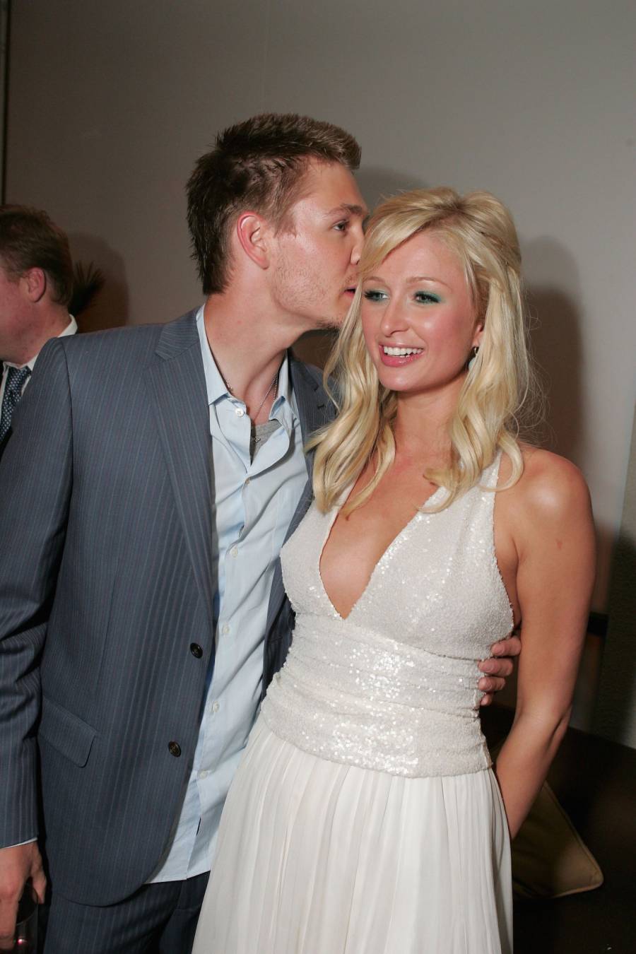 Sophia Bush Chad Michael Murray Relationship Timeline Paris Hilton