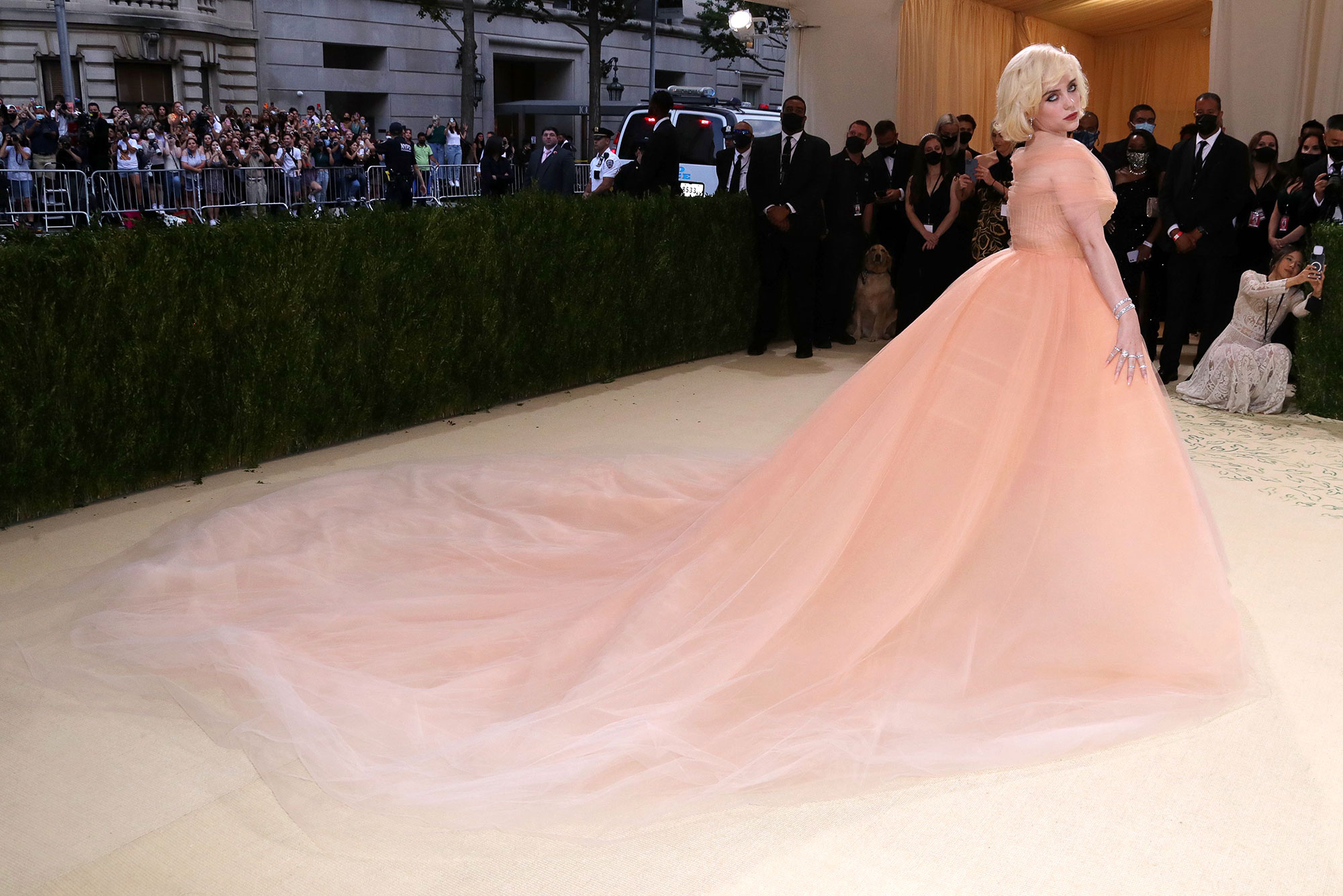 Billie Eilish Romantic Met Gala Look Met Gala 2021 05