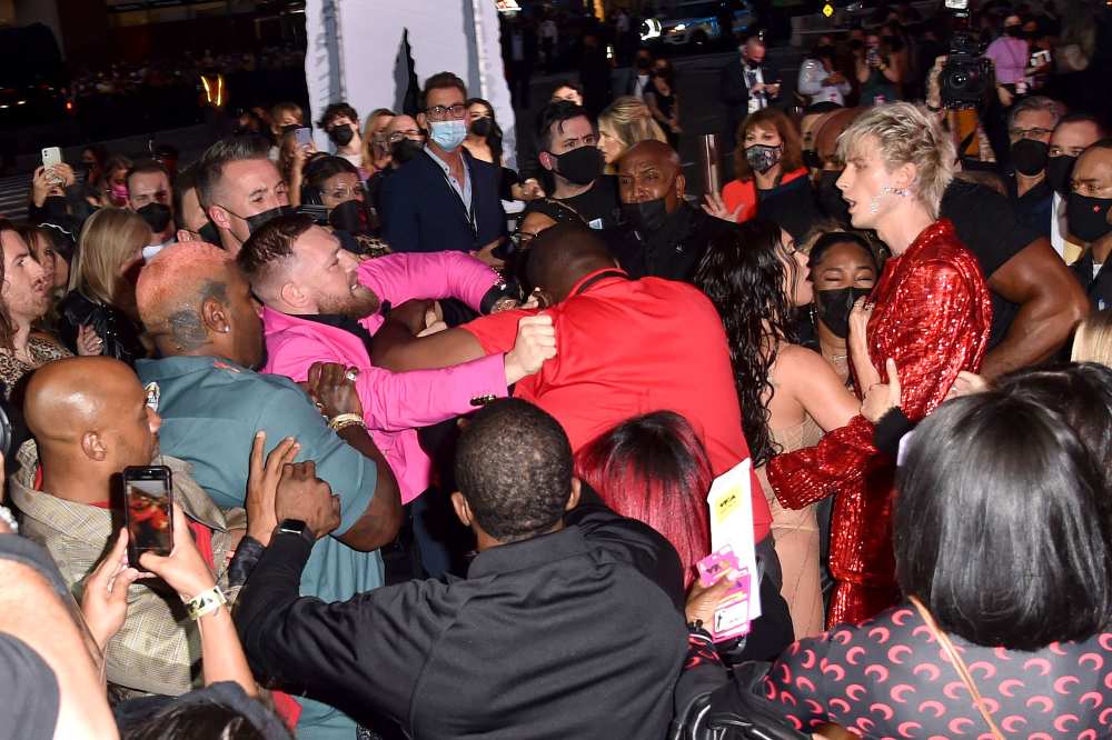 Conor McGregor Denies Machine Gun Kelly Fight at MTV 2021 VMAs 02