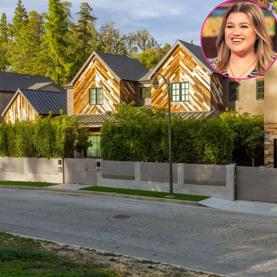 Kelly Clarkson Sells Farmhouse She Custom-Designed With Ex Brandon Blackstock: See Inside $8.24M Mansion