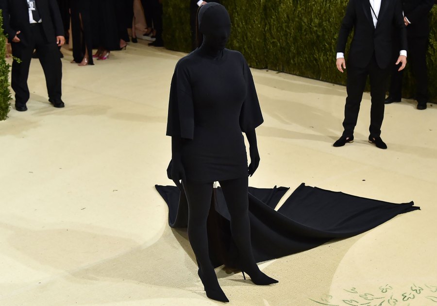 Met Gala 2021 Kim K.’s ‘Donda’-Inspired Met Gala Ensemble Is Polarizing Fans: Pics