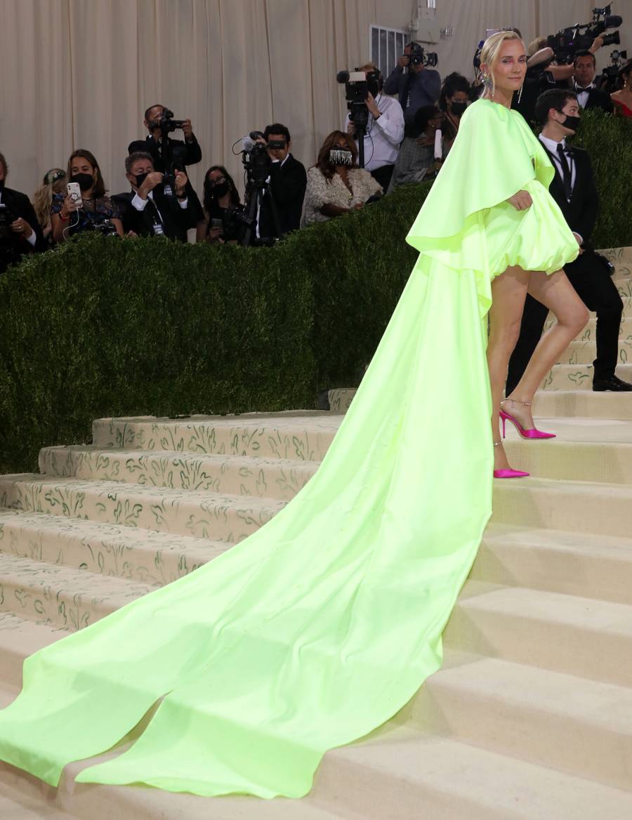 Met Gala 2021 See What The Stars Wore