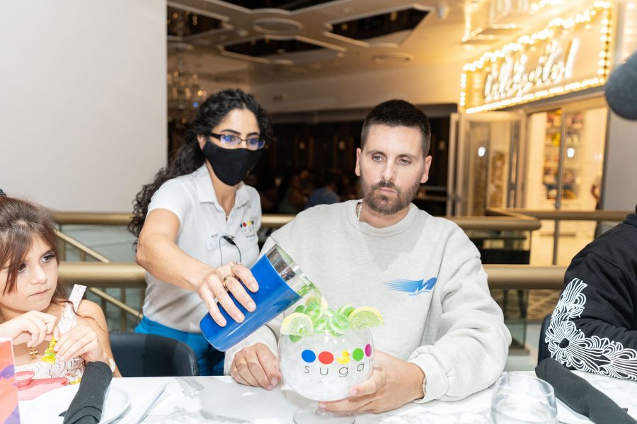 Scott Disick Takes 3 Kids Sugar Factory After Amelia Gray Hamlin Split Penelope Disick