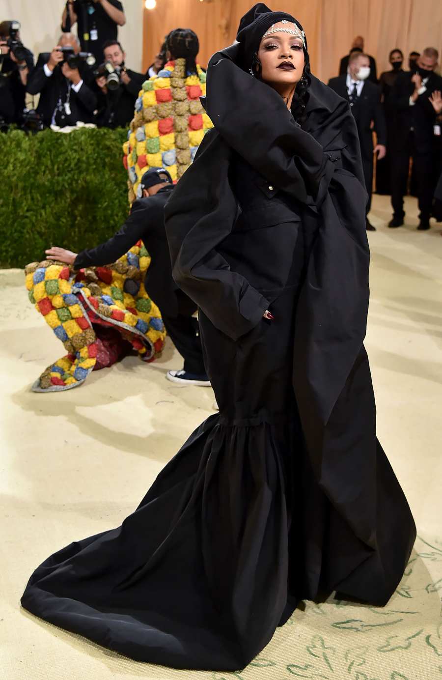 Met Gala 2021 Slay! Rihanna and A$AP Rocky Turns Heads on Met Gala Red Carpet